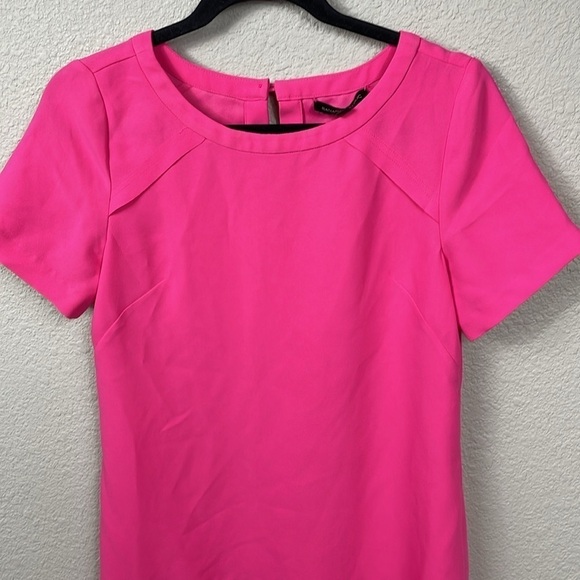 Banana Republic Short Sleeve Solid Flounce Dress Bright Pink Barbie Sz 4 - Picture 4 of 13